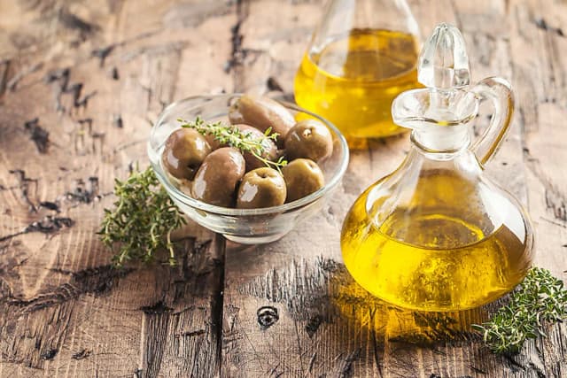 Najlepsza oliwa z oliwek na cholesterol – obniż poziom LDL i popraw zdrowie